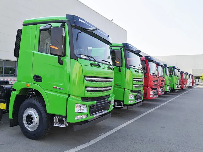 Головка дизельного трактора V3 длинная кабина 19 тонн 4X2 6 wheeler Тракторная головка