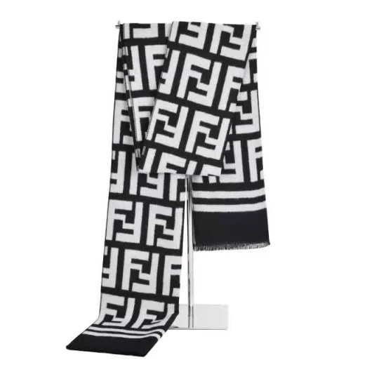 Latest Design Custom Logo Wool Men Scarves Soft Winter Designer Letter Print Wholesale Fashion Scarves For Men