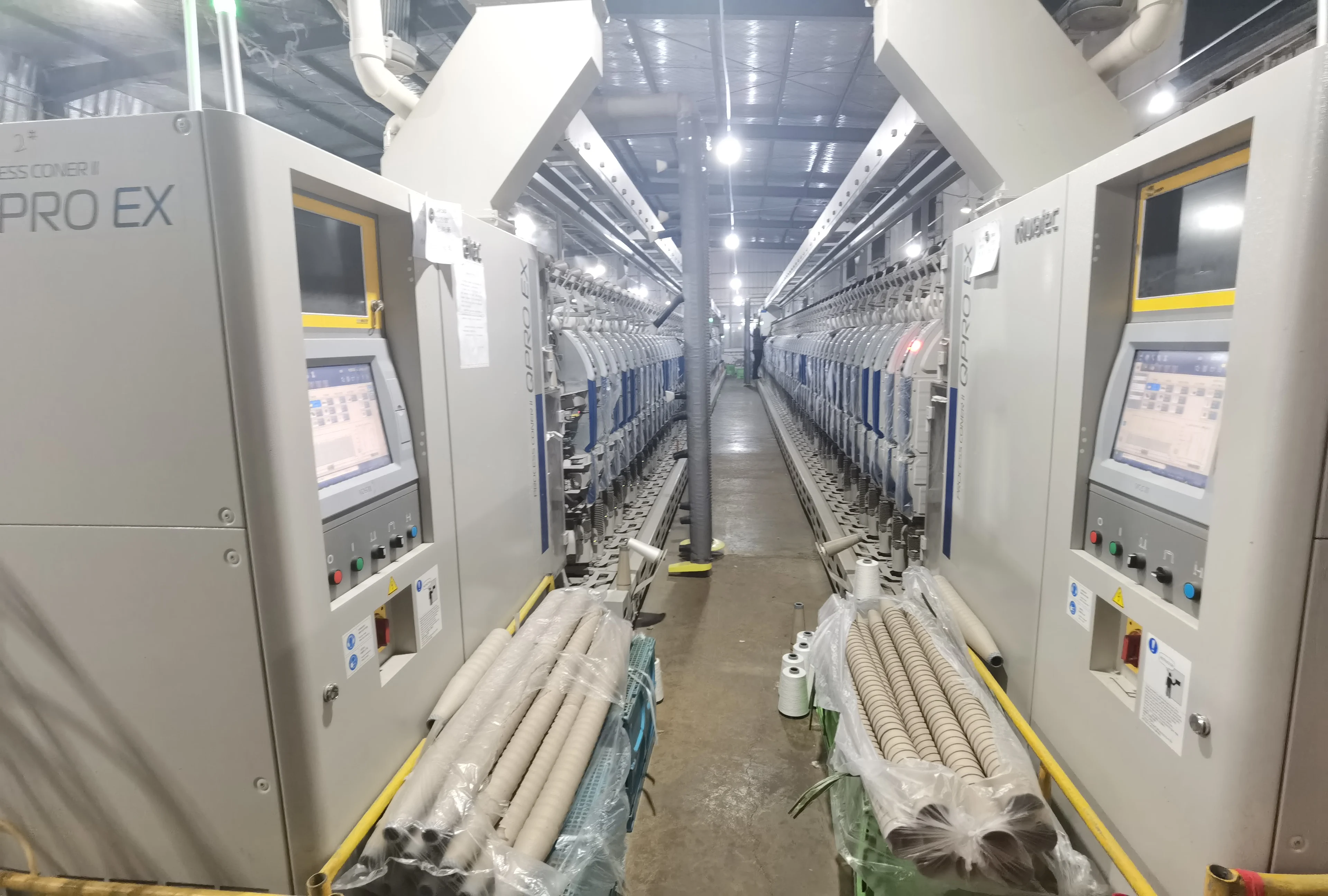 Cheap factory hot sales 60 cotton/40 solid acrylic YARN 16S/2 at the wholesale price