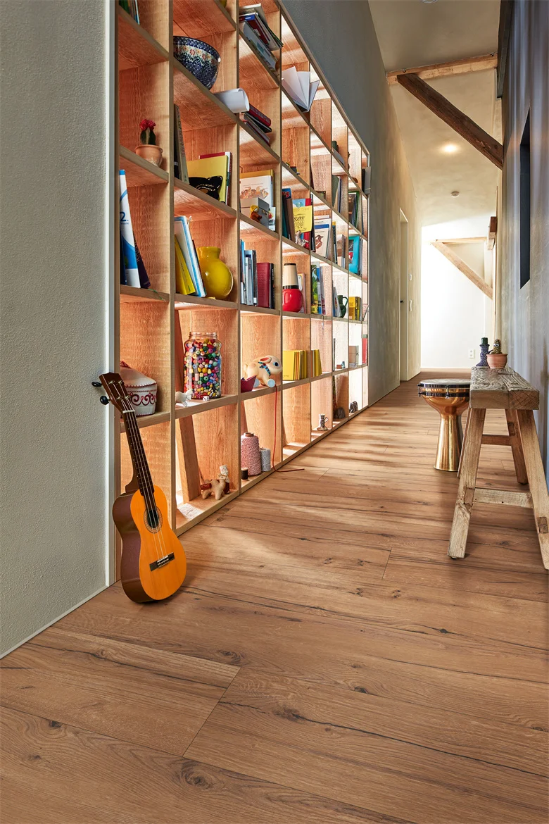 German Brand Anti-Static Laminate Flooring Meister Design Laminate LL 150 Particularly Well In Spacious Living Areas