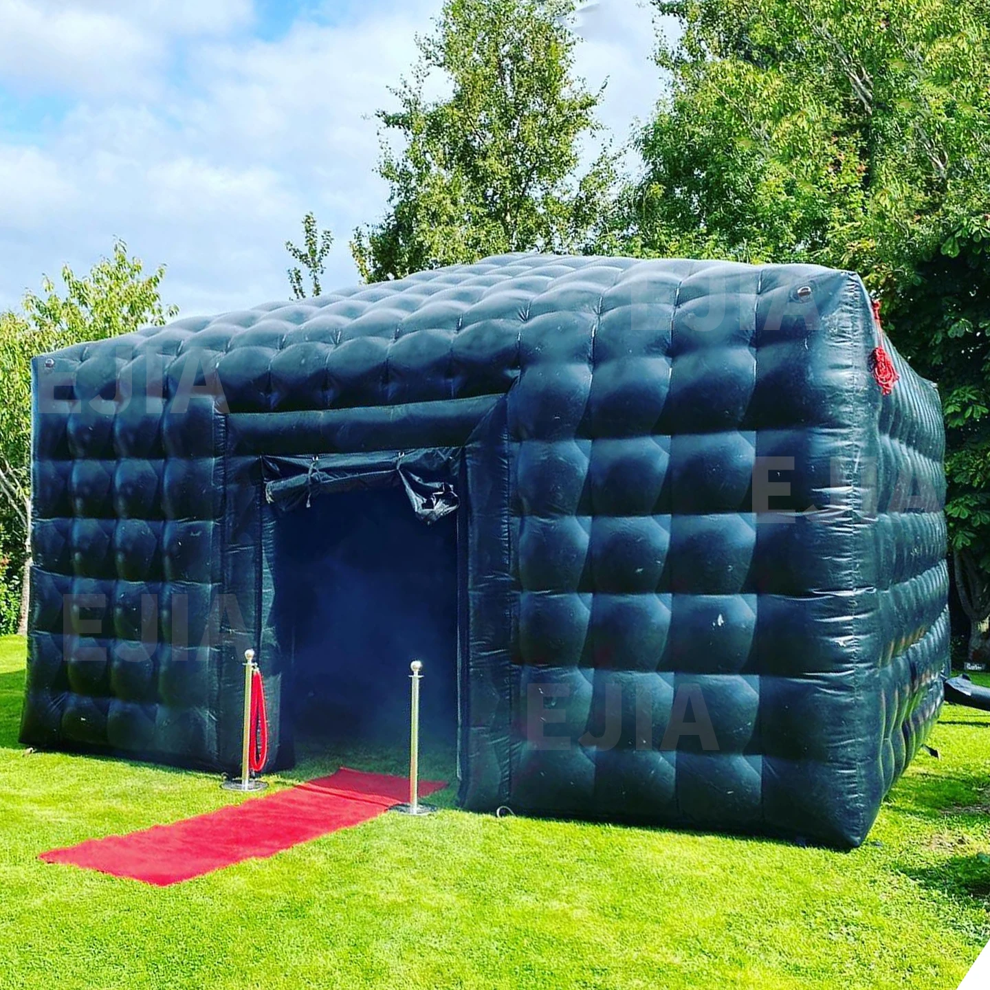 Portable Party Marquee Tent Black Backyard Inflatable Nightclubs With Windows