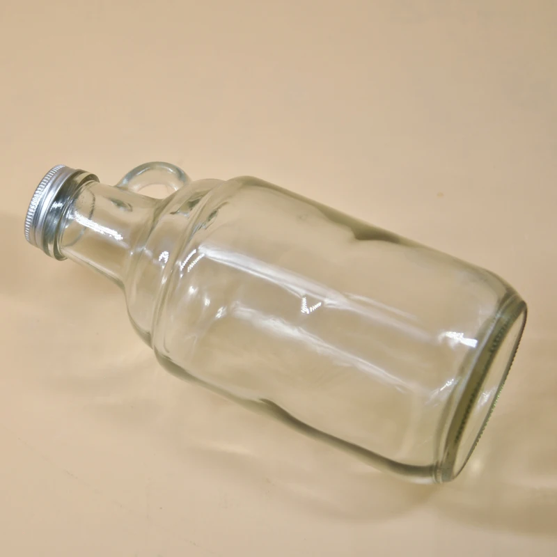 Wholesale Clear California Glass Wine Bottle Whiskey 750ml Gin Bottle with Handle (1600307977795)