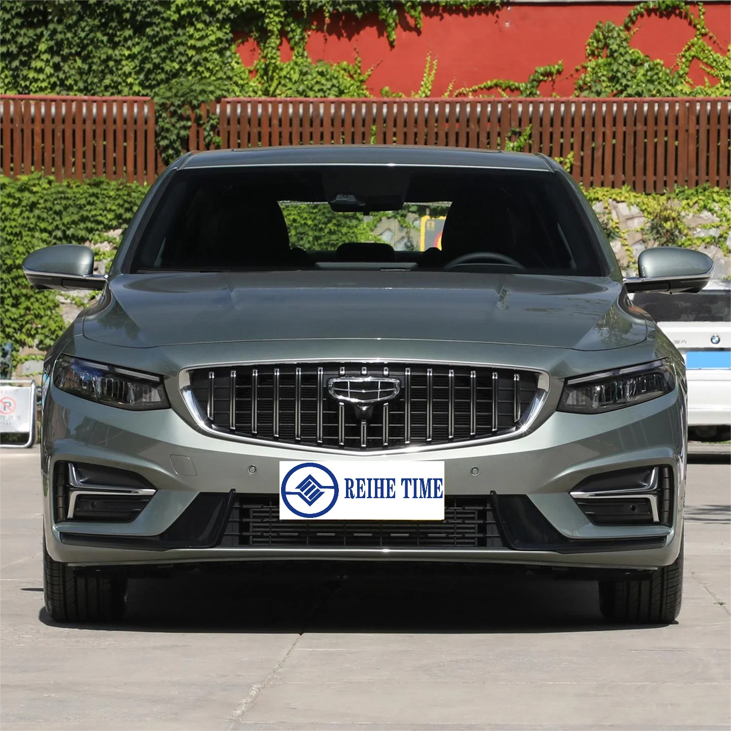 Китай импортный Geely Starlet 2023 2.0TD Премиум бензин спортивный седан