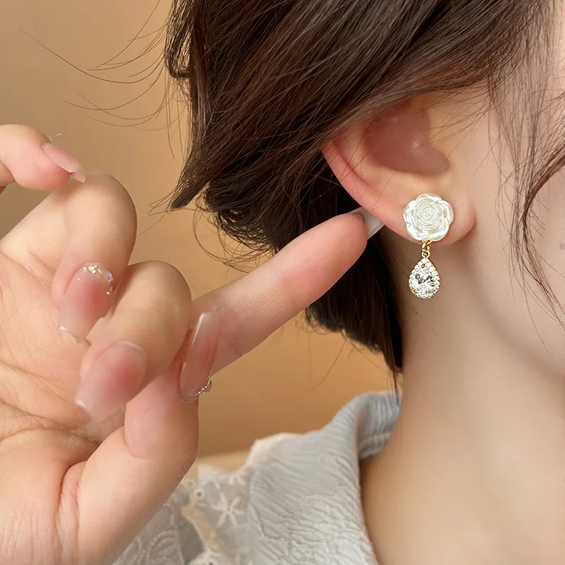 Wholesale Exquisite Earrings S925 Silver Needle Waterdrop Crystal Camellia Shaped Pendant Earrings for Girls