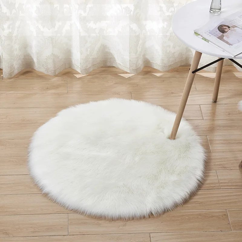 Round Plush Carpet Yoga Floor Mat Bedside Foot Mat Artificial Wool Carpet Home Decoration