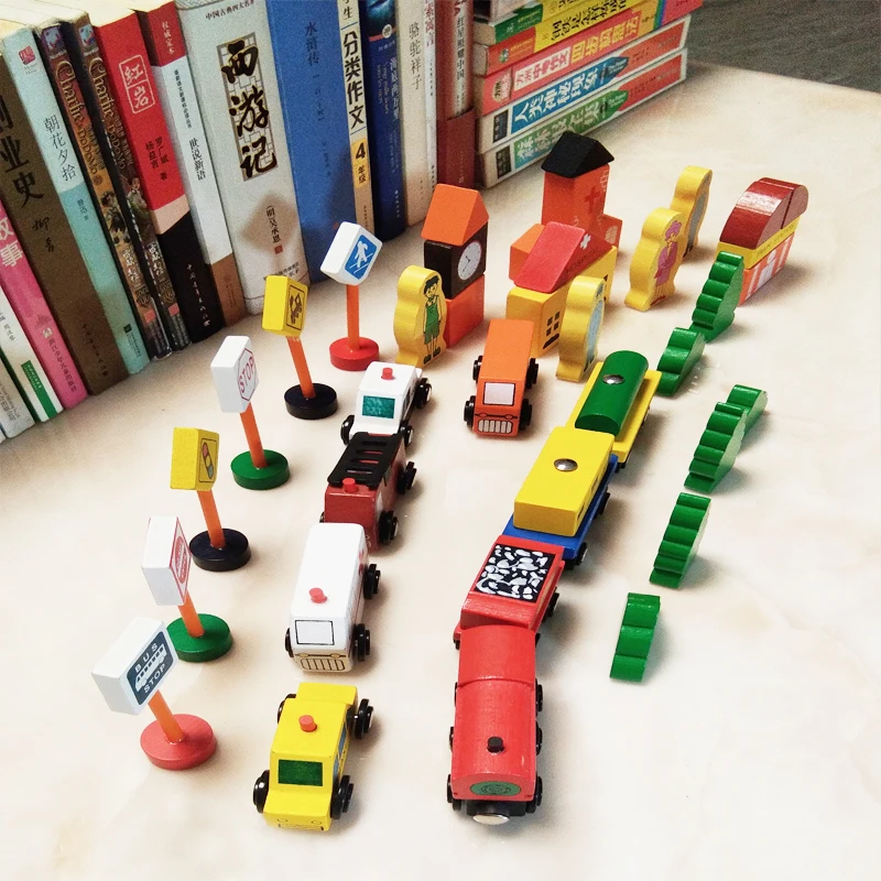 Hot sale model railway wooden train set AIDS Mini Toy Road Signs model wooden classic toy train for kids