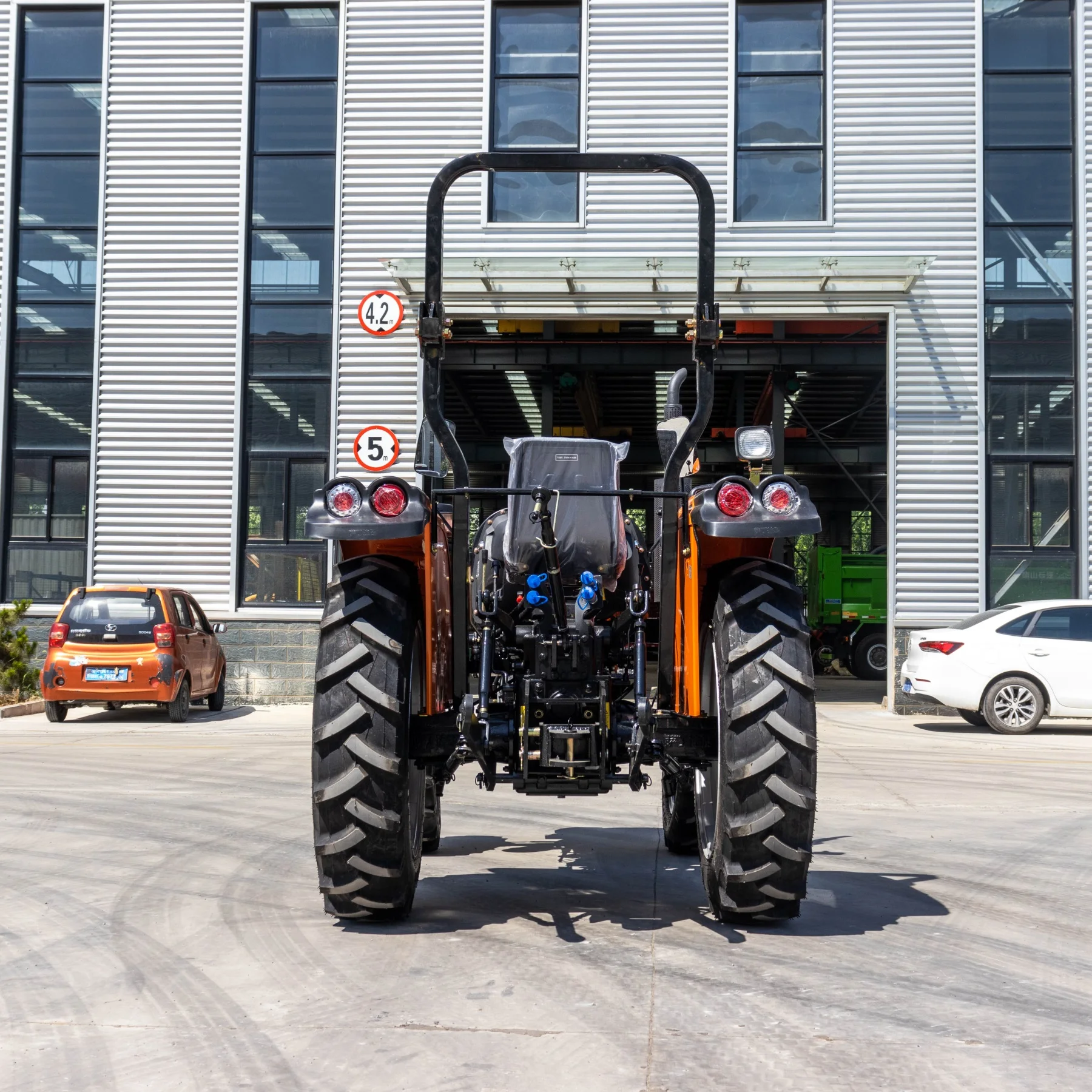 HT354 35HP 4x4 tractor  drive hydraulic tractors for agriculture China Manufacturer Tractors for Sale