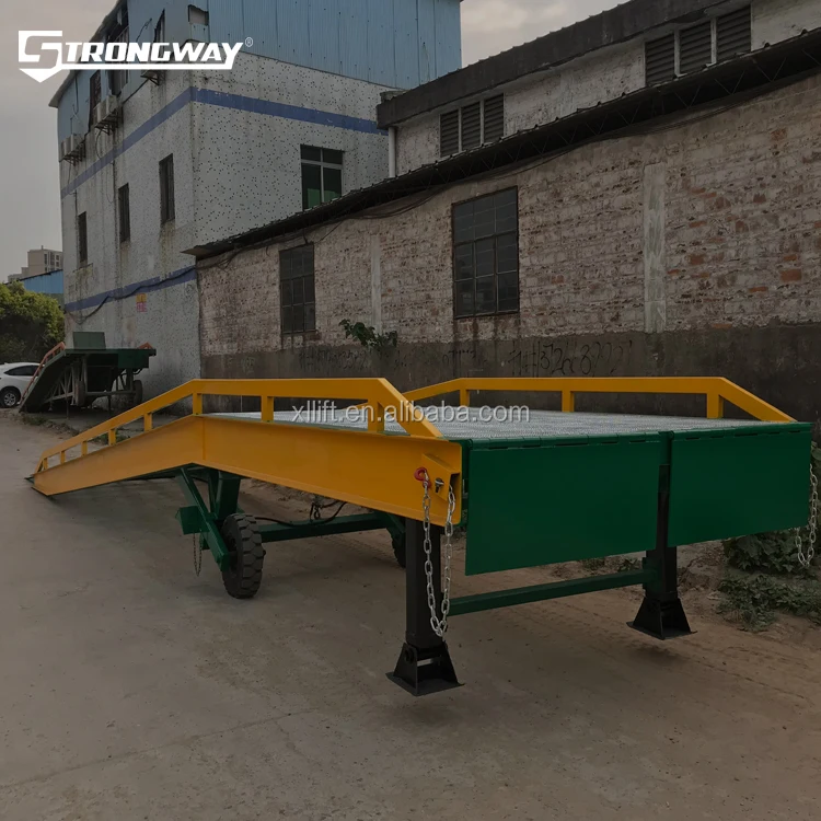 Loading ramp of hydraulic container on 10-ton mobile unloading platform of boarding axle