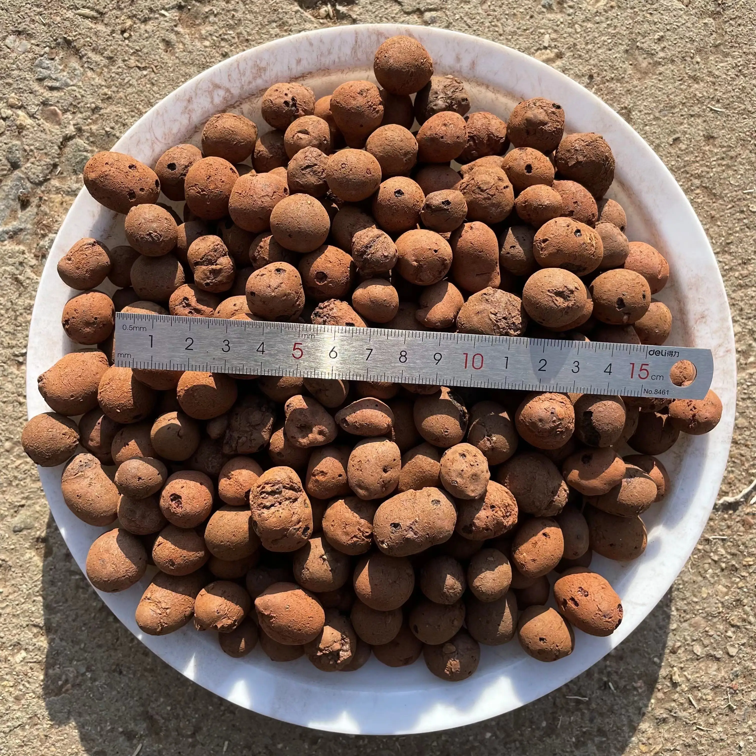 Chinese supplier aquaponic expanded squeeze clay balls for Greening materials