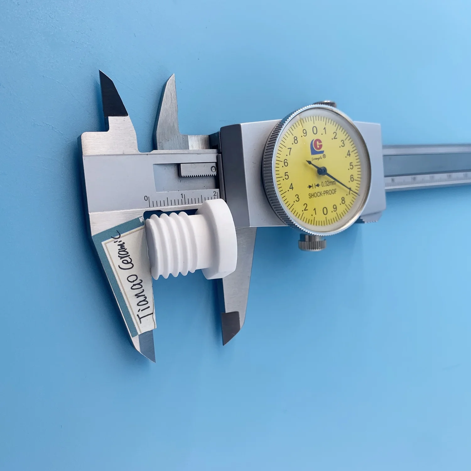 Customized 95 Alumina Ceramic Screw Insulator Ceramic Nut Ceramic Bolt