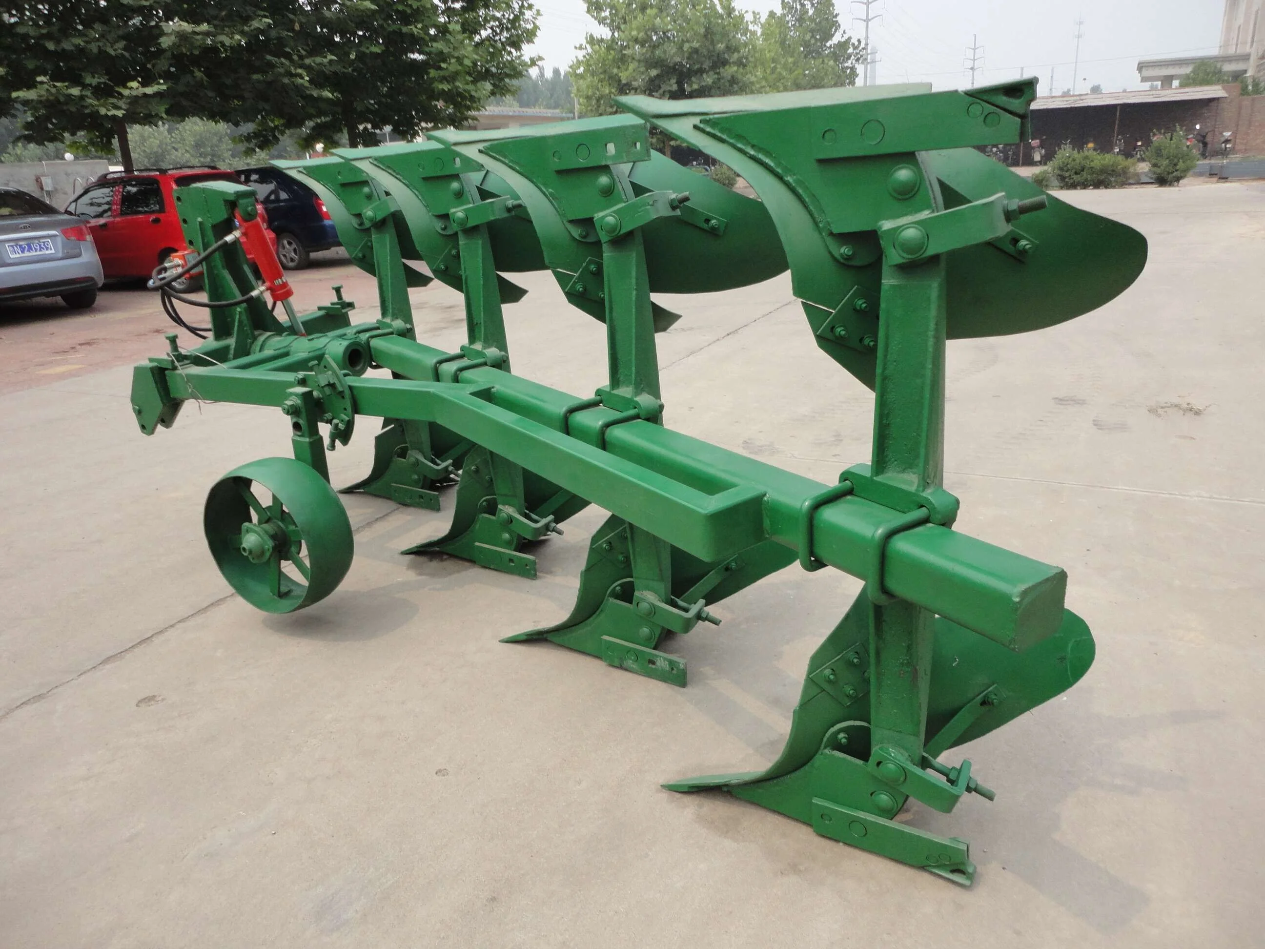 Hydraulic Roll Over Furrow Plow