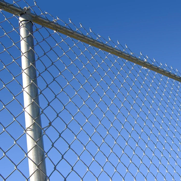 Highway pvc coated chain link fence Sports ground hot dipped galvanized diamond fence Basketball court woven cyclone wire mesh