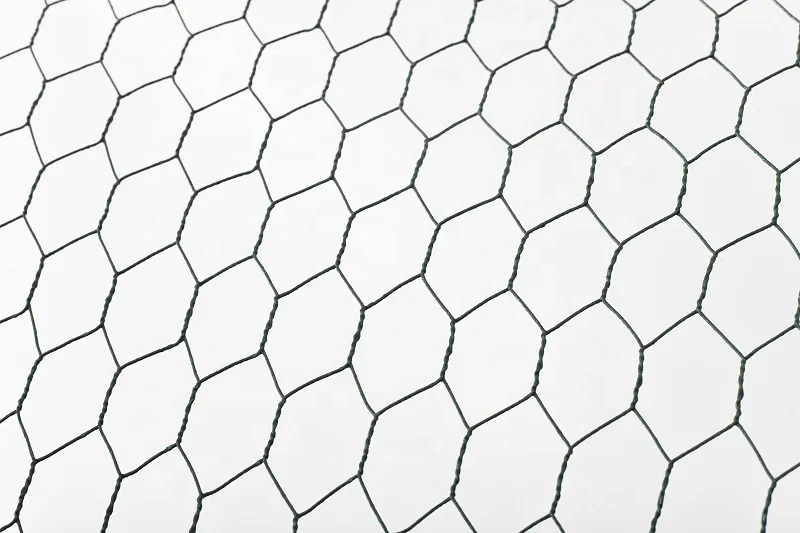 Solid Pattern 4x3x2m Chicken Coop Iron Triangle Shape with Button Closure Breathable Small Animals Chicken Run
