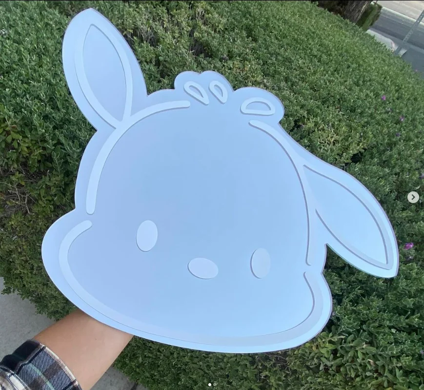 Customized Acrylic Shape Chrome Hearts Mirror Self Adhesive Acrylic Mirror Decoration 3d Acrylic Mirror Wall Stickers