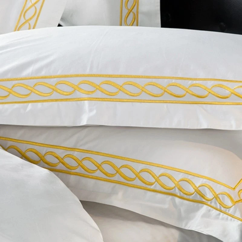 OEM Wholesale Luxury White Soft Duvets Covers 100%Cotton/Pure Silk Printed Bedsheet Comforter Set Home Bedroom Hotel Bedding