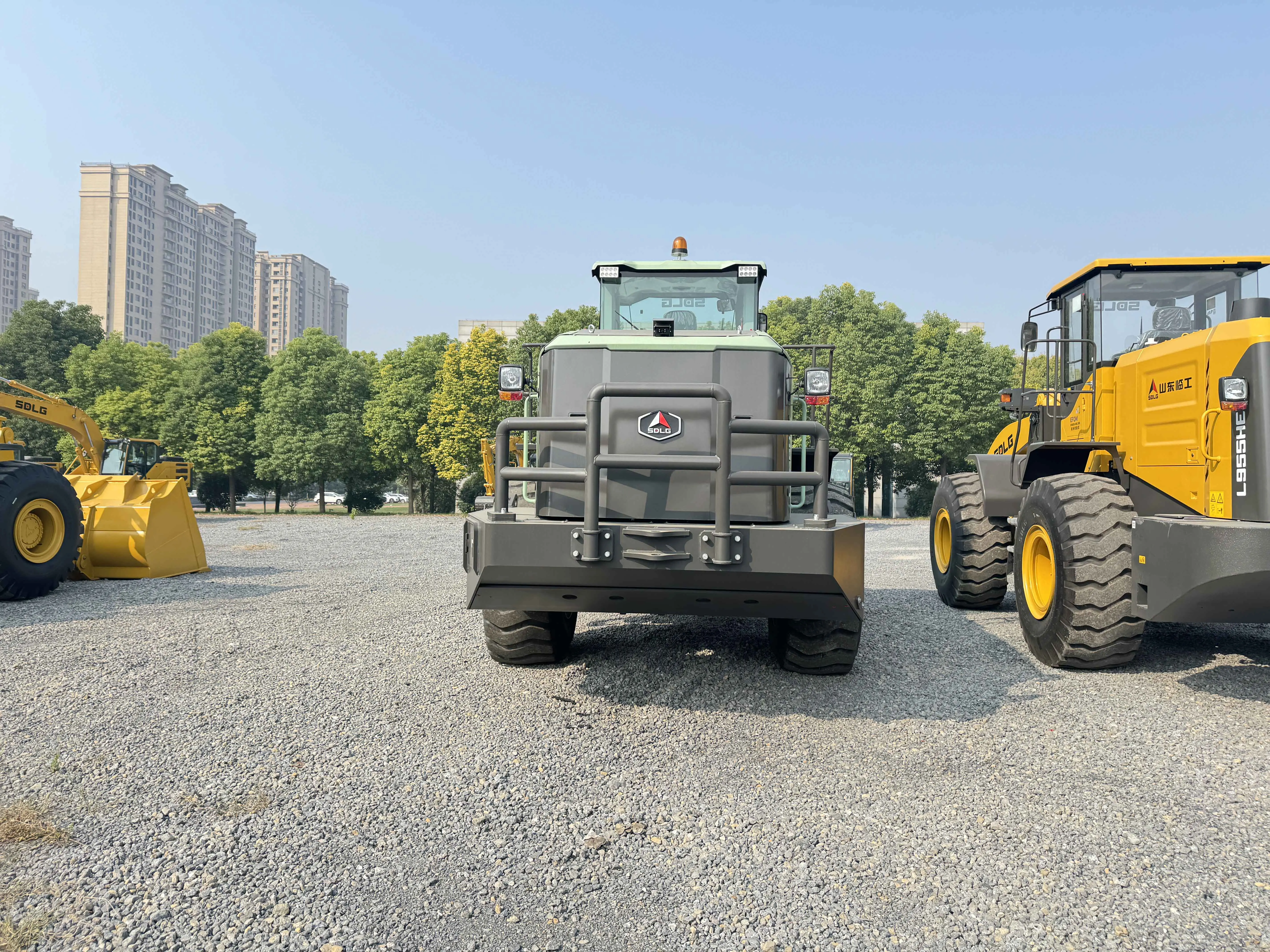 Подержанный высококачественный погрузчик SDLG L956HEV 5TON