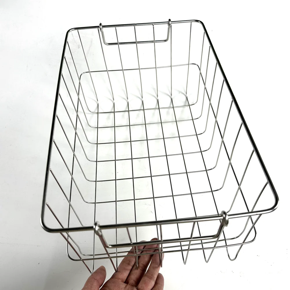 Custom-made stainless steel wire basket kitchen storage wholesale picnic metal mesh basket