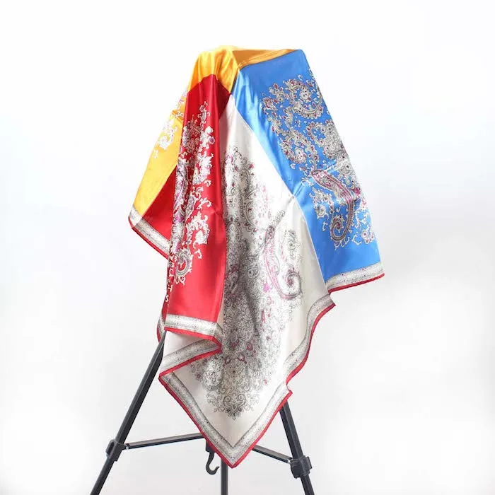 Дизайнерские индивидуальные квадратные Роскошные Оптовые шелковые шарфы с принтом шелка тутового шелкопряда