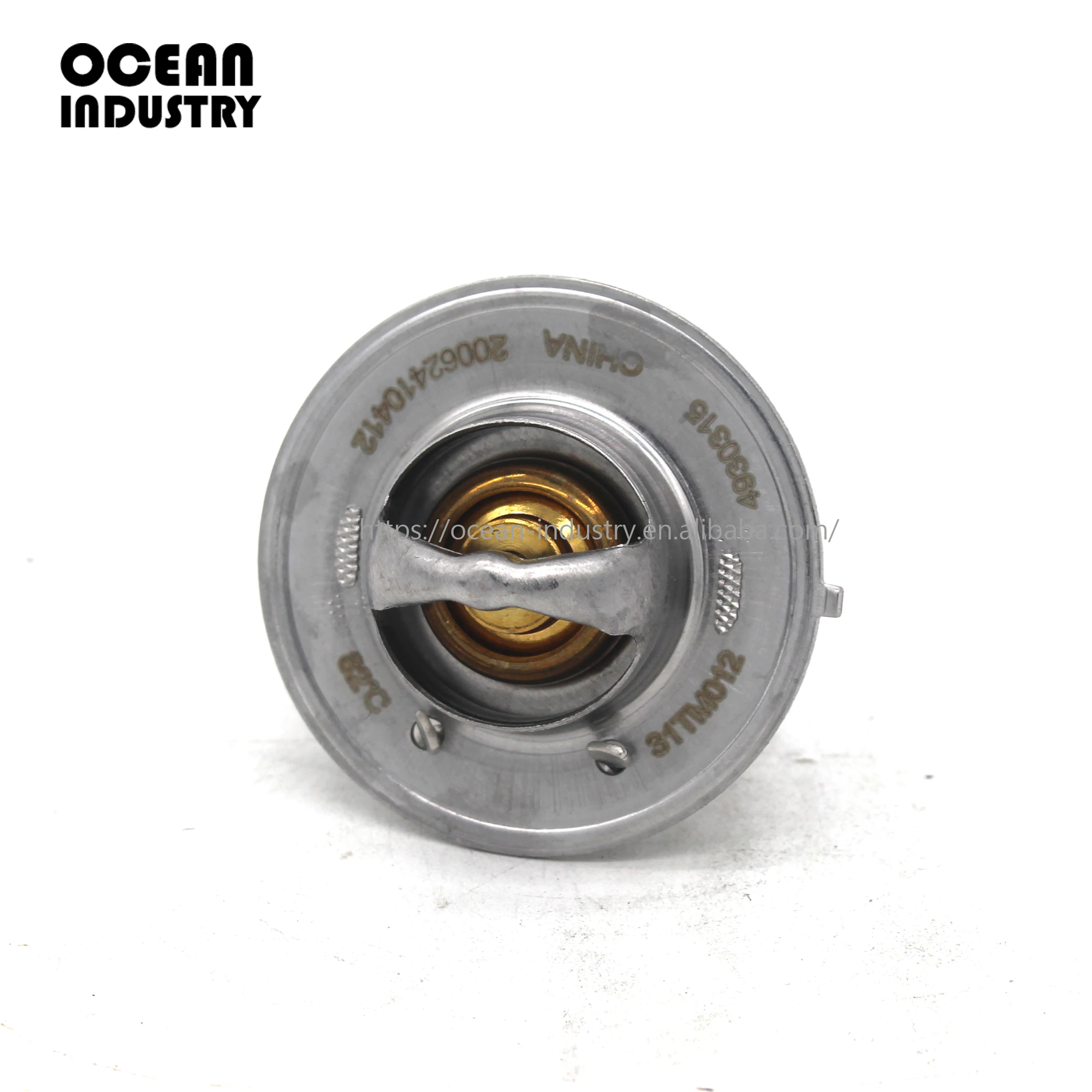 4930315 4D102 6D102 4BT3.9 6BT5.9 термостата двигателя относится к PC150-7 PC210-7 PC220-7 PC240-7 PC270-7 PC200-8 PC210-8