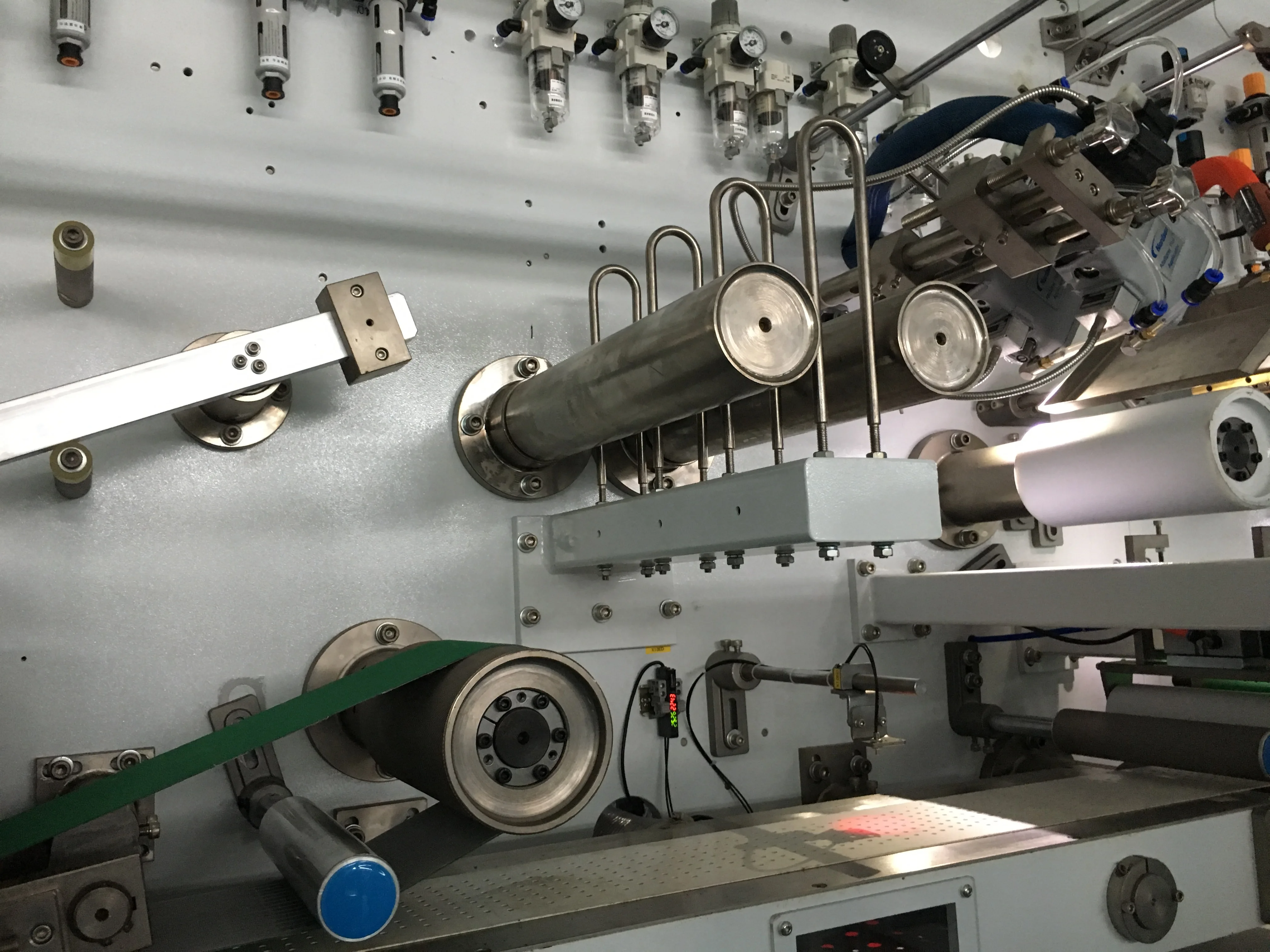 High quality T shape baby diaper machine manual diaper with ce certification