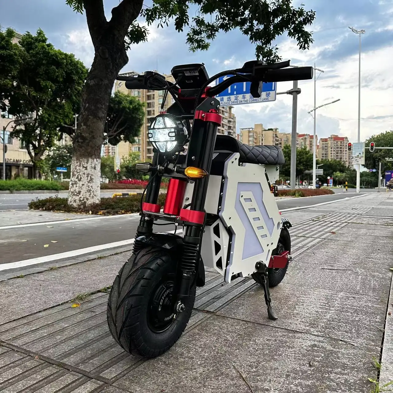 Scooter Electric Molo 5 10000W 72V With 13 inch 14 inch Tyres IP60 waterproof fast speed electric scooter 70mph