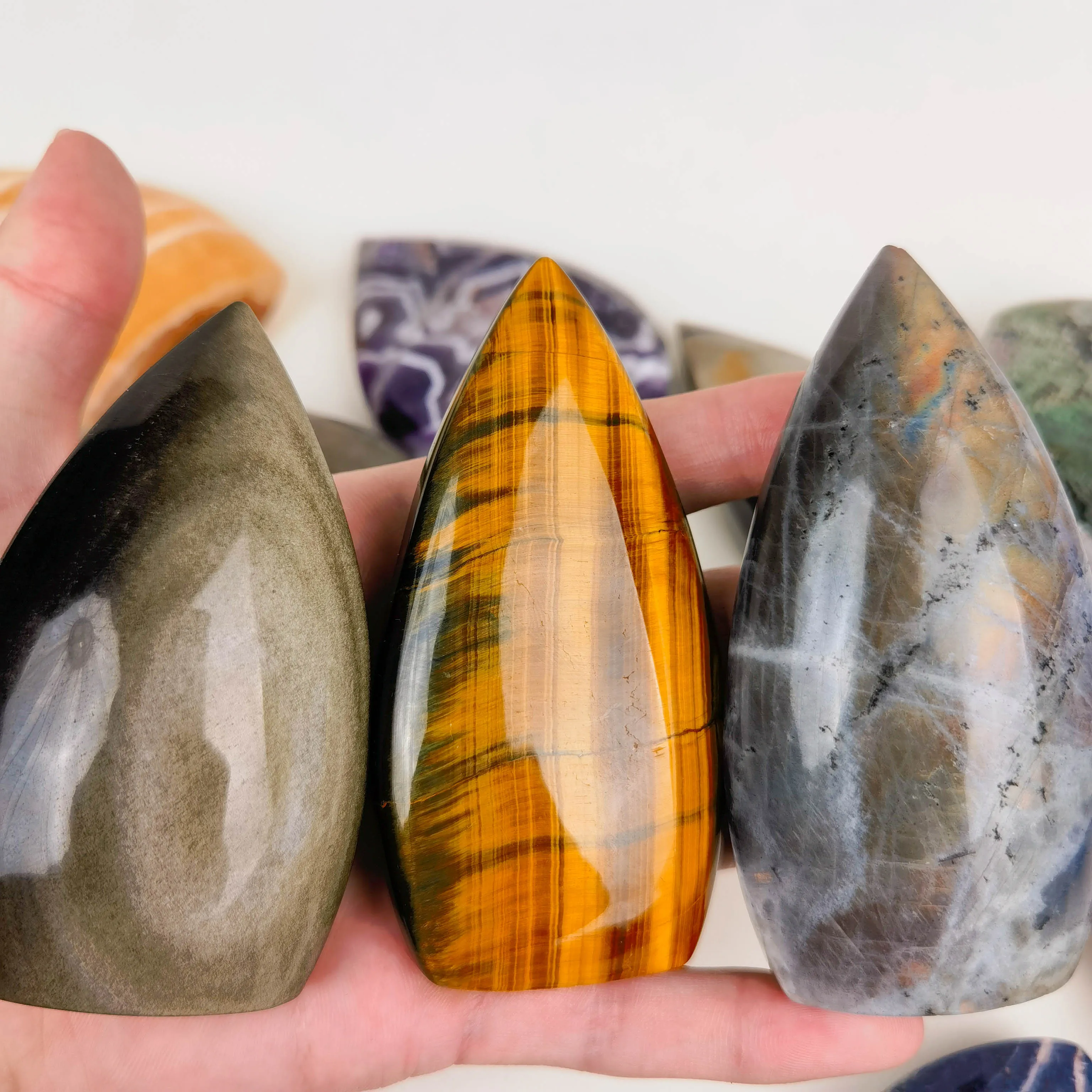 Заводская распродажа натуральный лечебный камень Хрустальный драгоценный украшение в свободной форме для украшения подарок