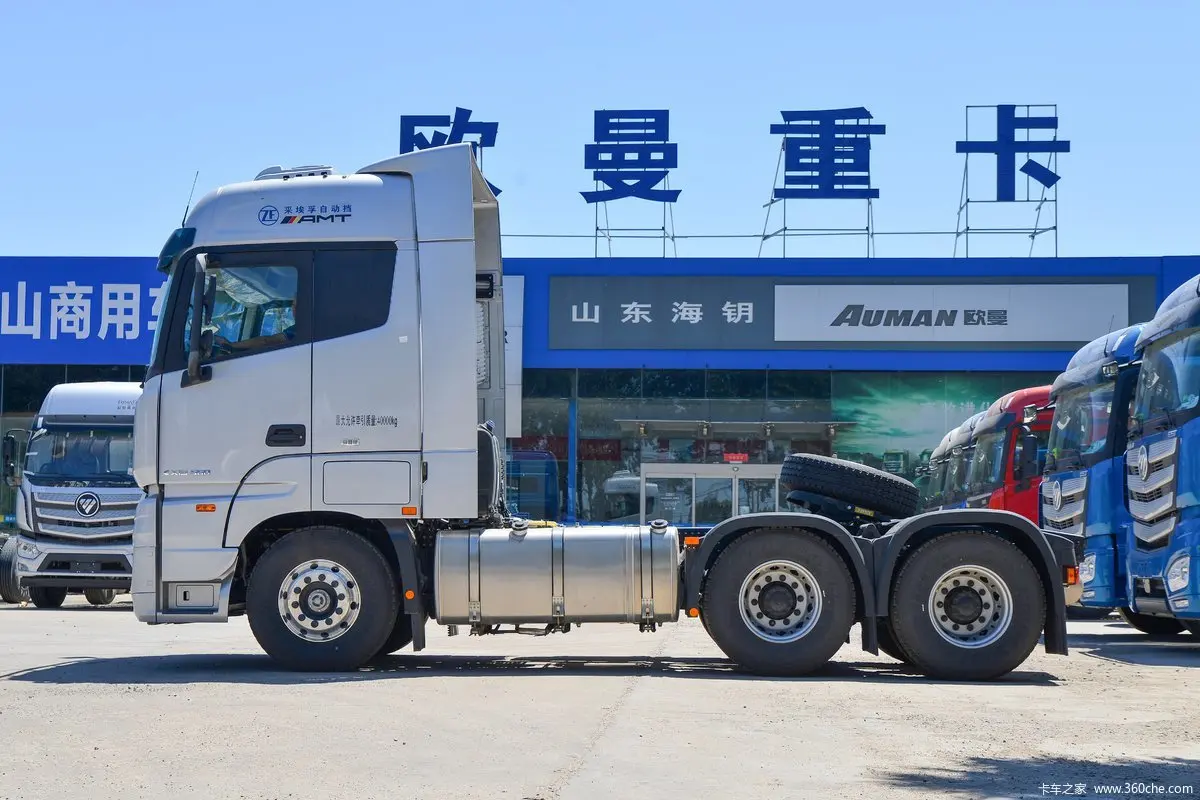 Прямые продажи с завода новый Foton Daimler Auman 560Hp 570Hp 580Hp 530Hp 470Hp 6x4 AMT тягач большим запасом