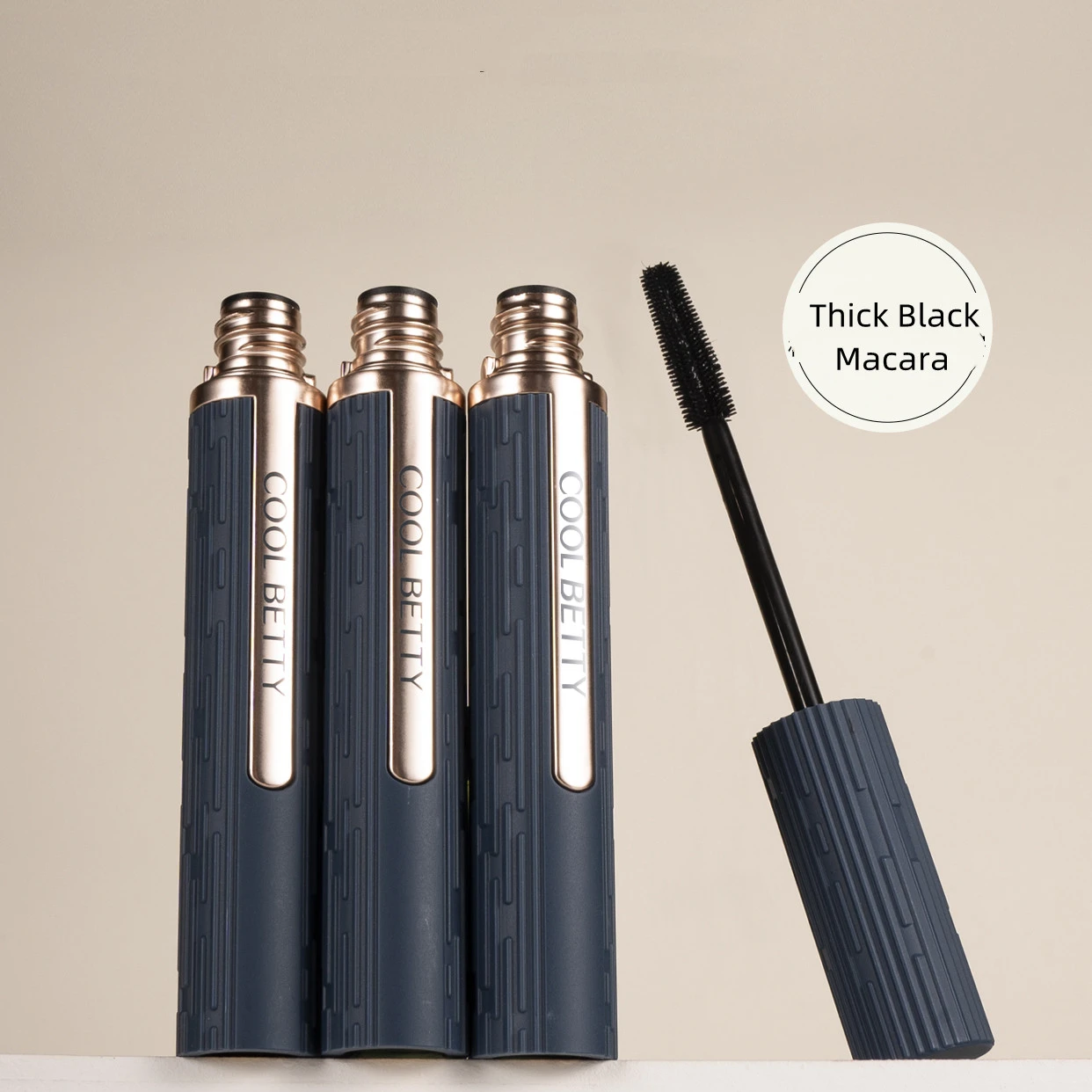 Private Label Volumizing  Rich Black Three-dimensional Curling Natural  Mascara