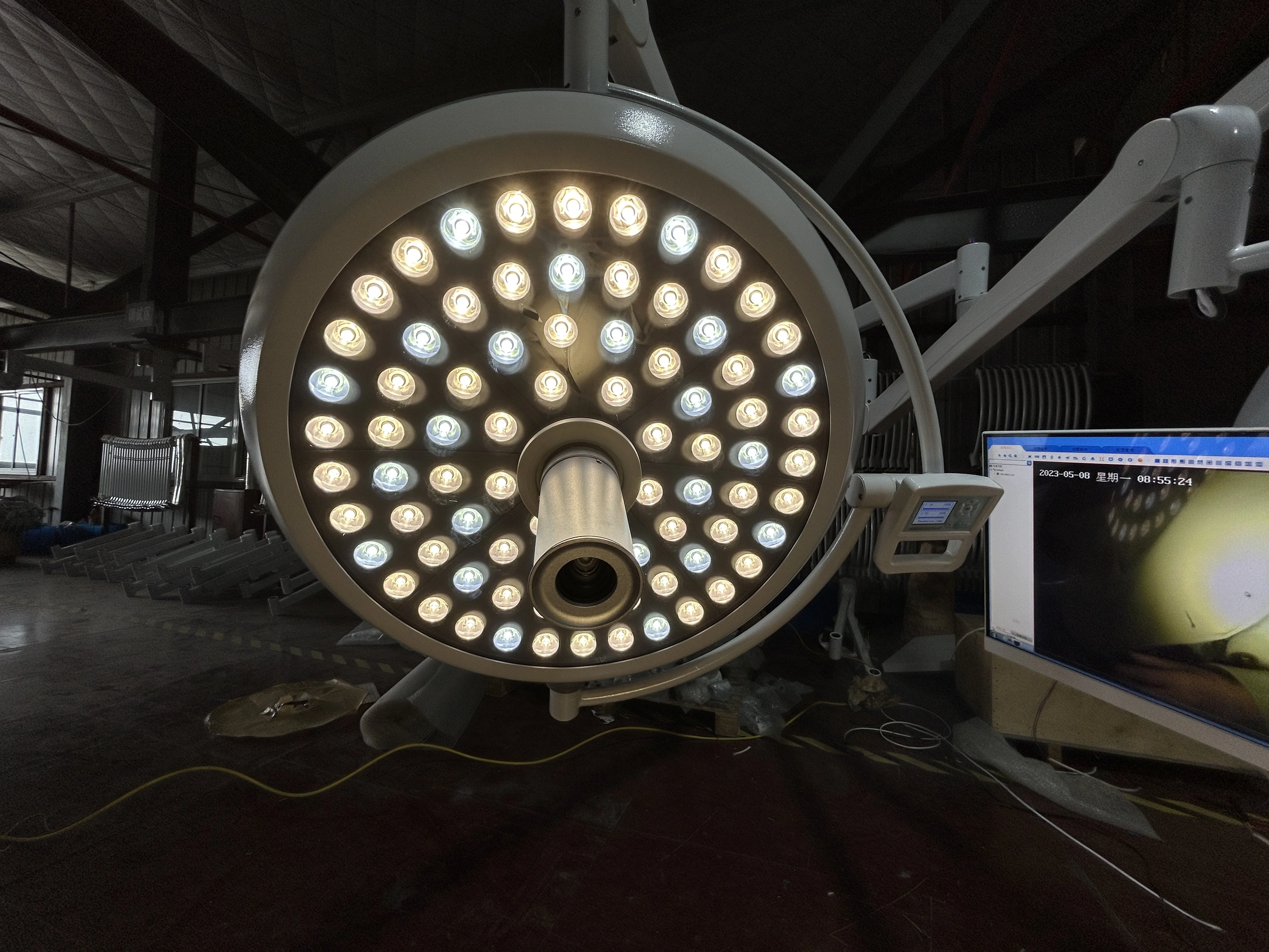 CE ISO Medical  Double Head Led Operating Light Operation Lamp Ceiling Surgery Lamp With Camera Display Screen