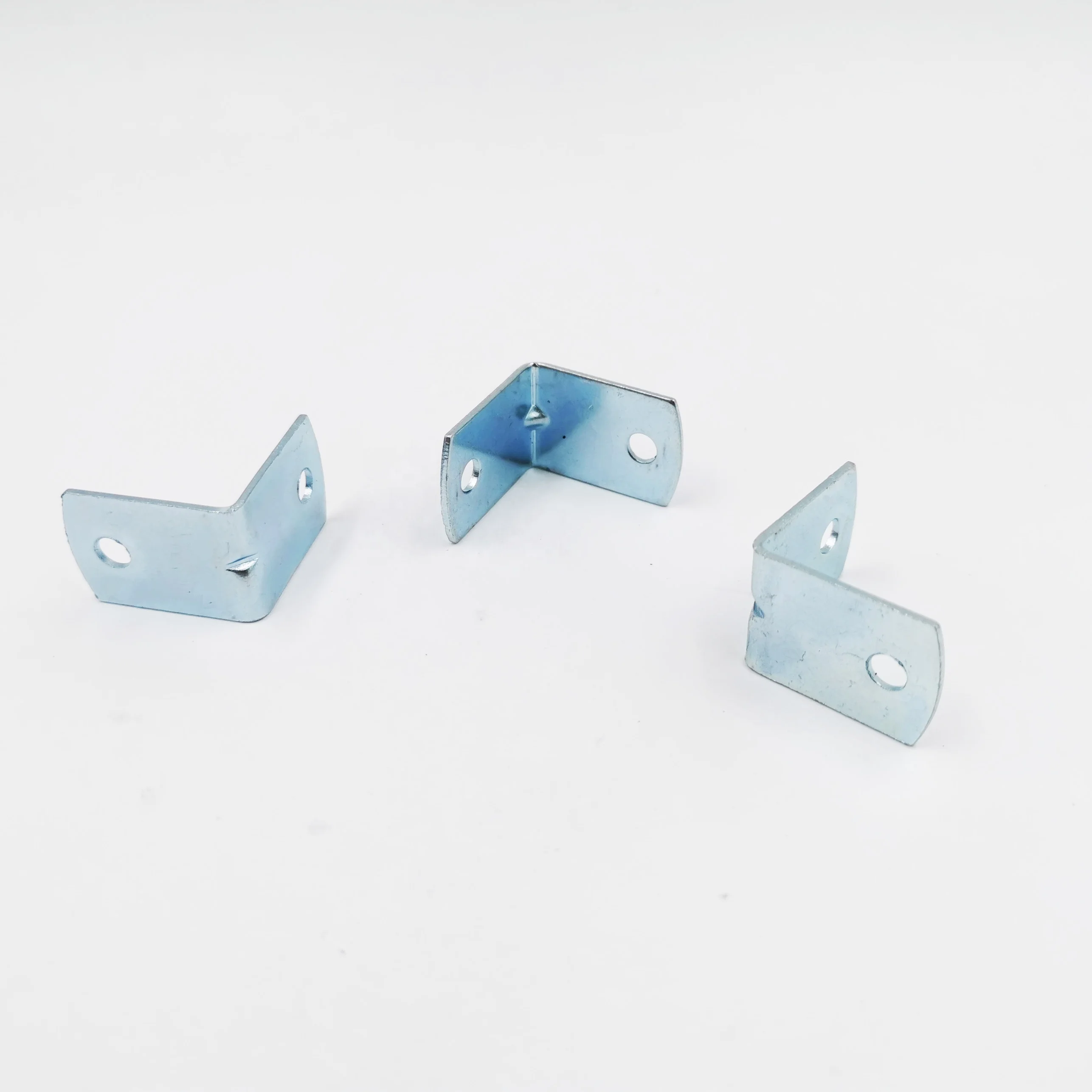 L shape Support Corner wide brace 90 Degree Anti-stress Support Angle Corner Bracket Zinc plated L brackets Factory Direct sales