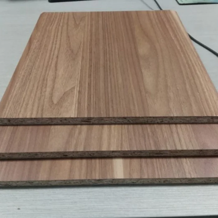 Factory Supplier White Standard Size Melamine Particle Board