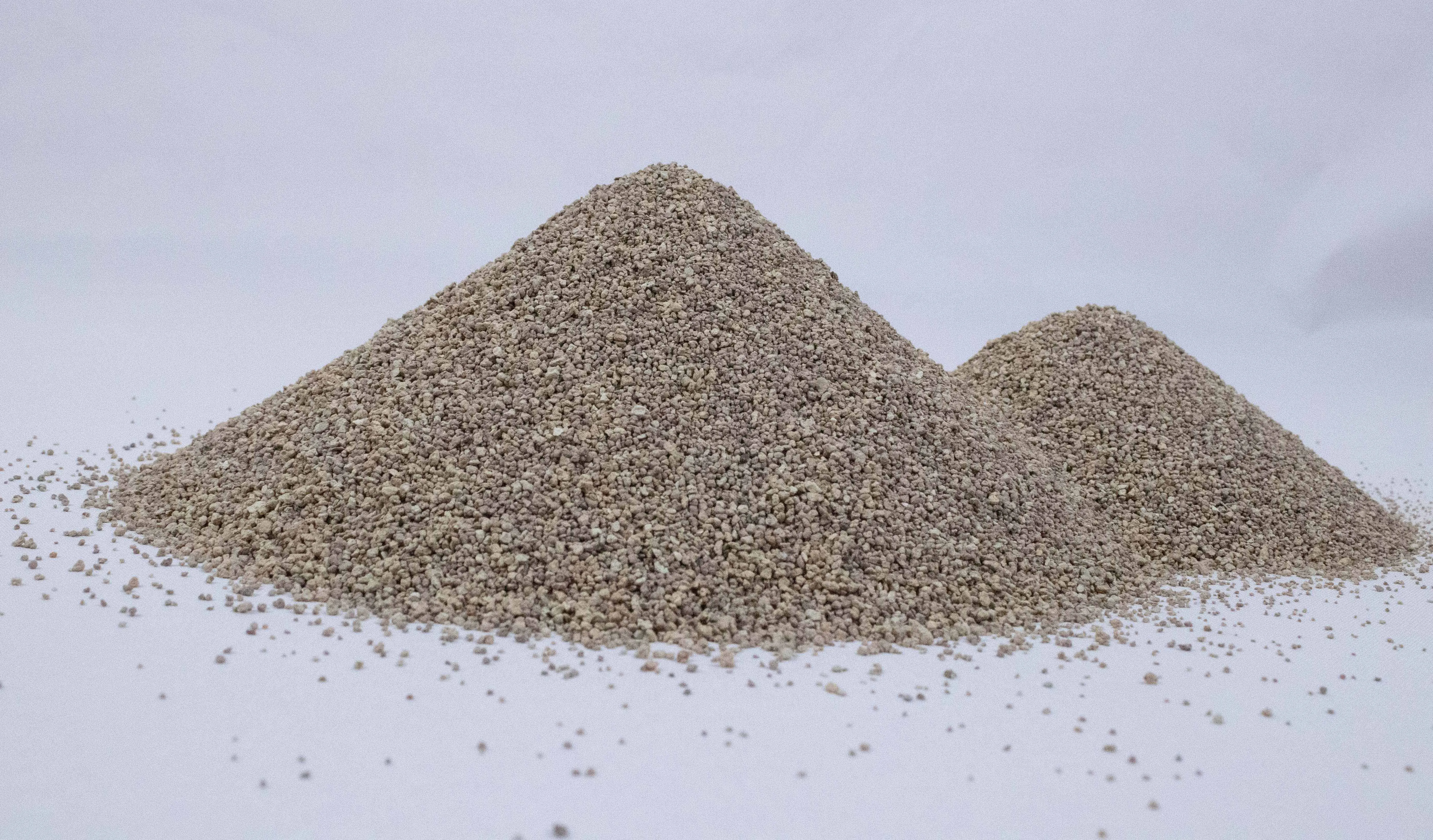 OEM/ODM Wholesale Cat Litter Strong Clumping Eco Friendly Bentonite Cat Litter Sand