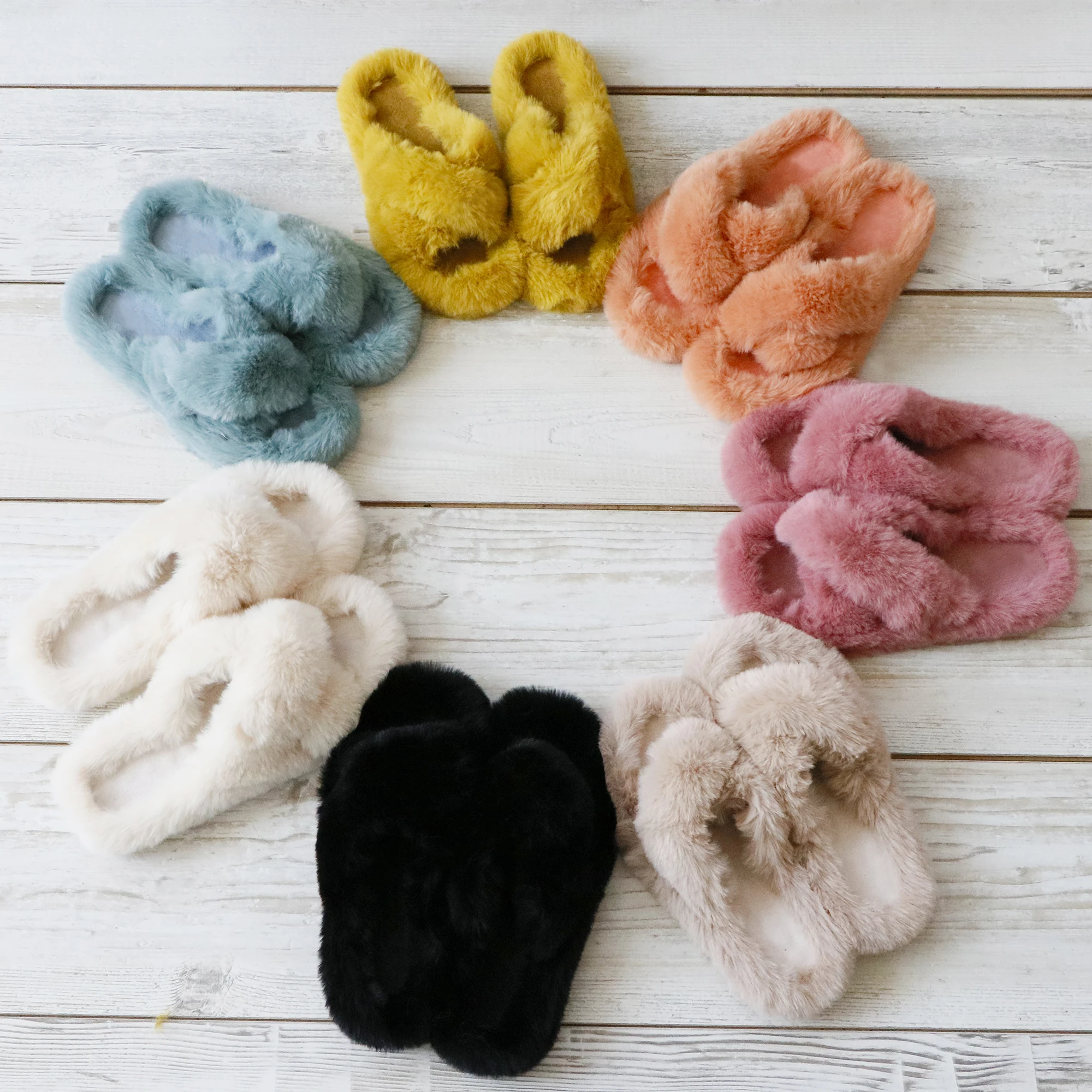 Женские меховые тапочки, Осень-зима 2021