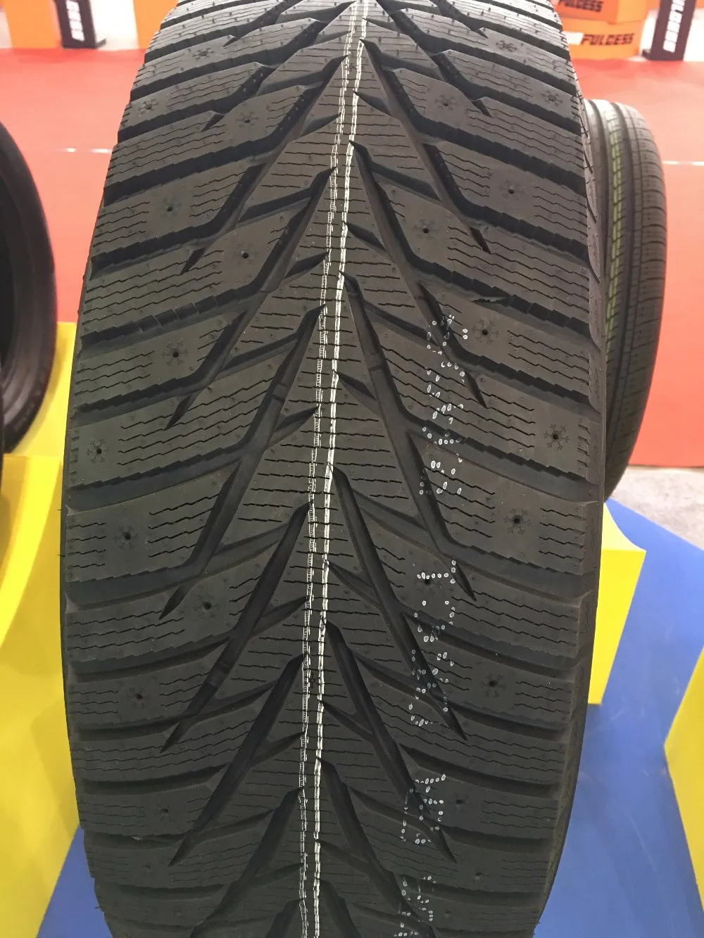 China Famous Tyre Brand KAPSEN winter tires for Canada 195/60R15 195/65R15 205/65R15 195/60R16 with GCC BIS DOT ECE certificate