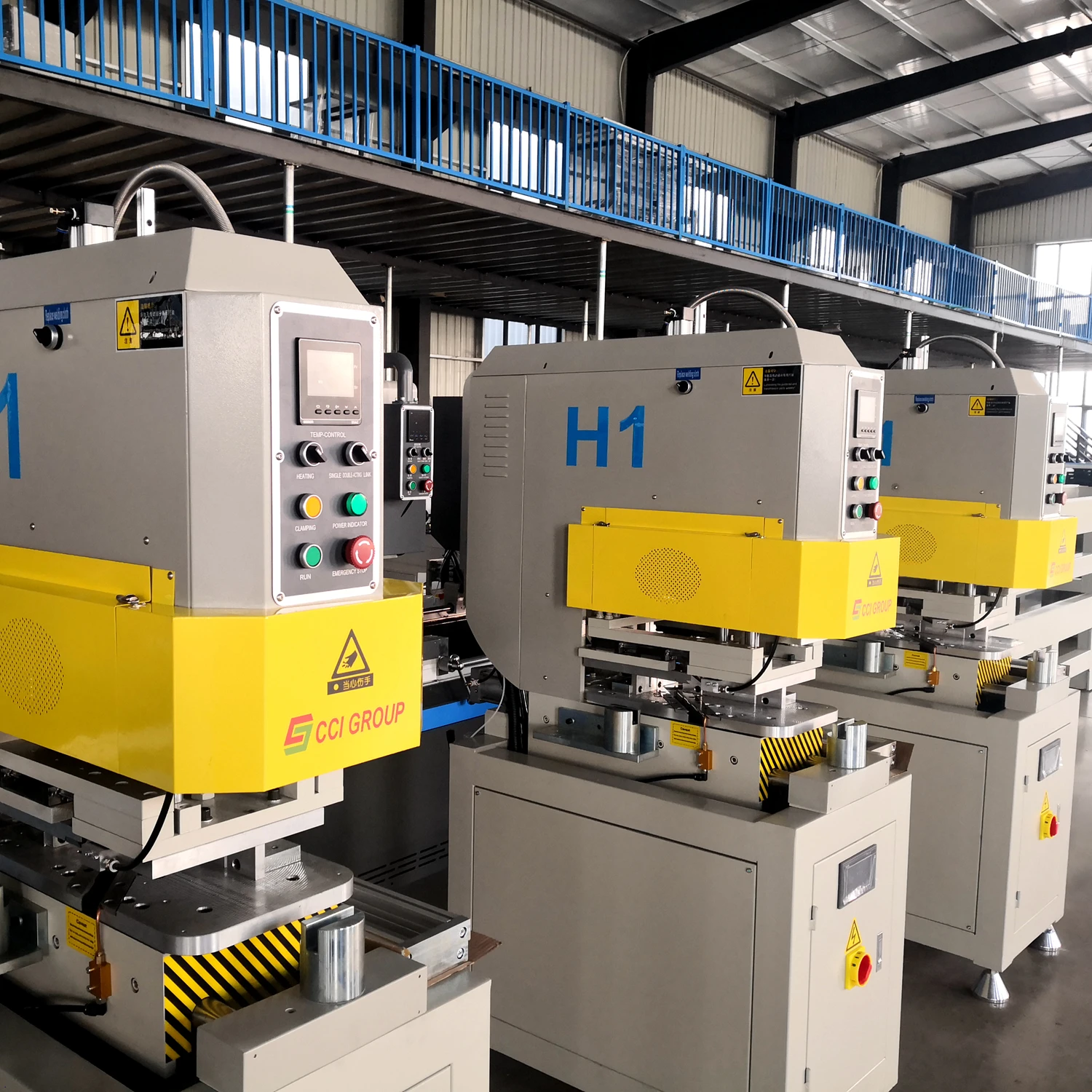 Single Head Seamless Welding UPVC Window Machine for Color vinyl profile