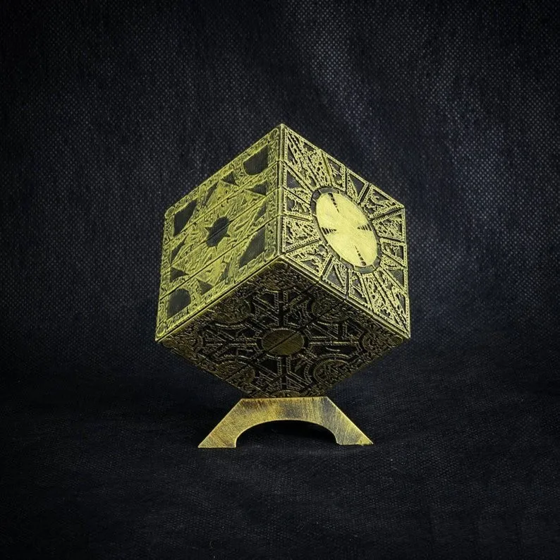 2023 New Product Hellraiser Puzzle Box Solid Lament Cube Foil Originator Horror Cosplay Prop