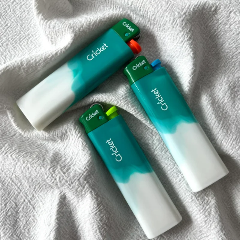 Original Cric-ket Lighter Disposable Grille Lighter Factory Wholesale bi-c Pulley Lighter