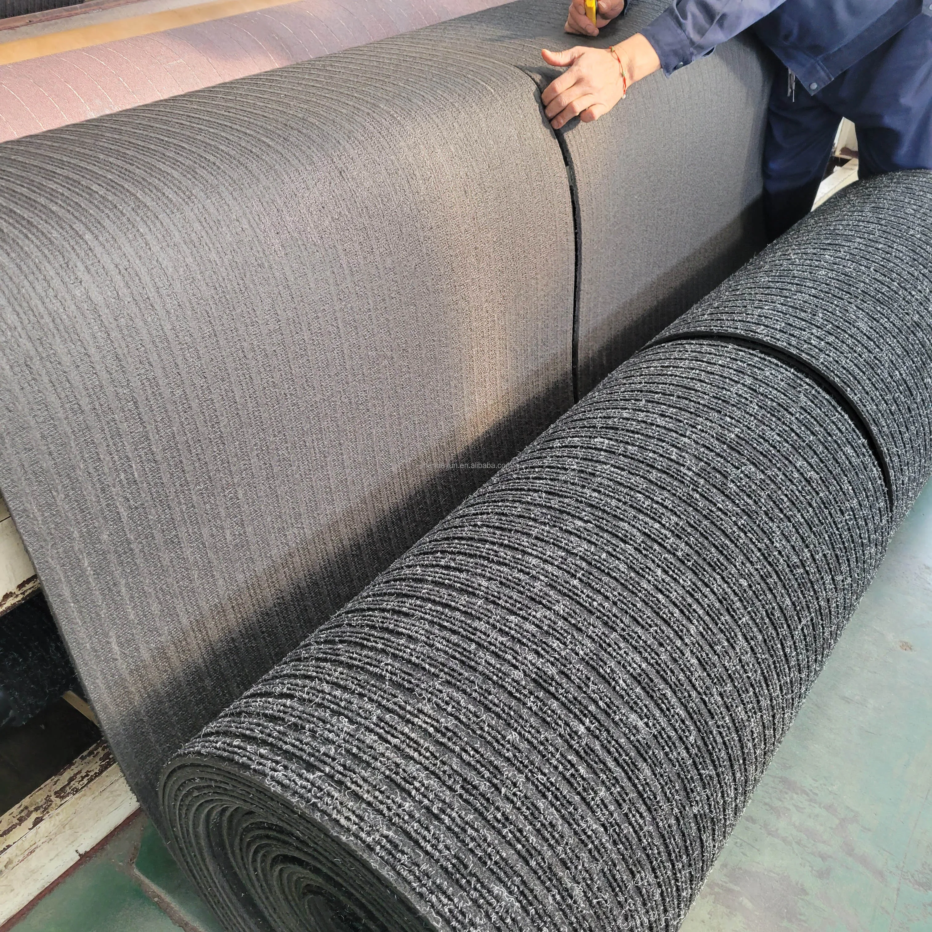 Anti Slip Latex Backing Ribbed Stripe Gold Sluice Rugs Carpet Gold Wash Rug Gold for Mali Africa Market