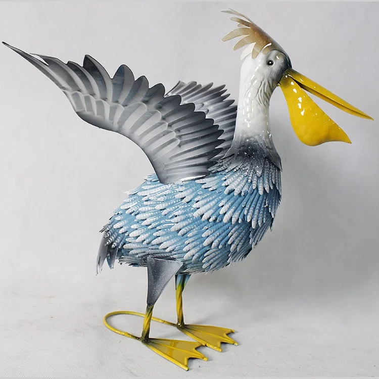 Garden Metal Pelican Statues Sculpture Yard Art Coastal Ocean Bird Decor  Lawn Porch Patio Ornament