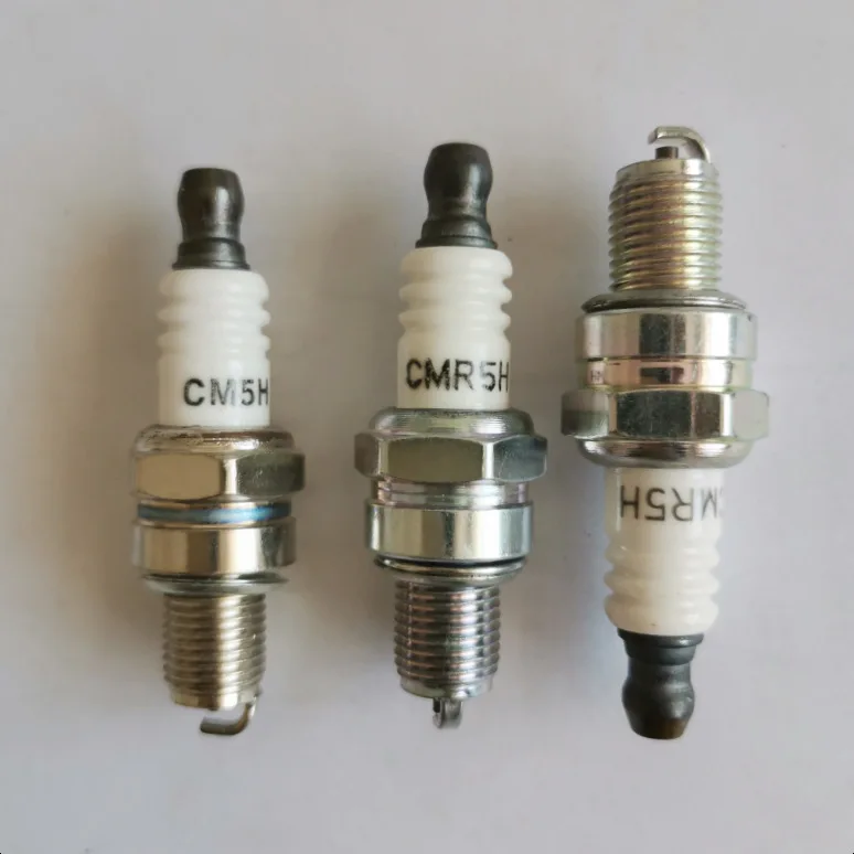 Motorcycle /140 Gx35 Gasoline Brush cutter 168F 5200 5800 chainsaw spark plug