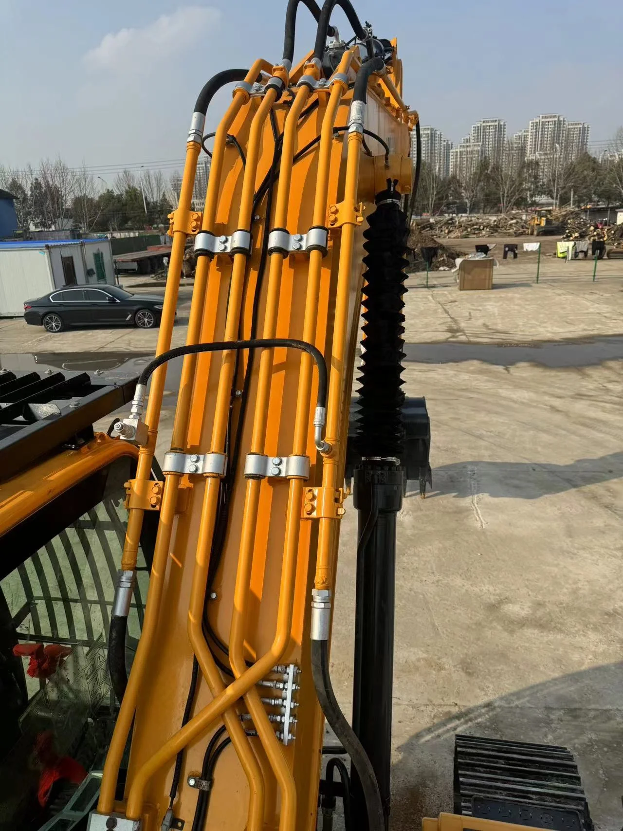 22 Ton Hyundai 220LC-9S Used excavator for sale and other Hyundai second hand Excavators for sale in China