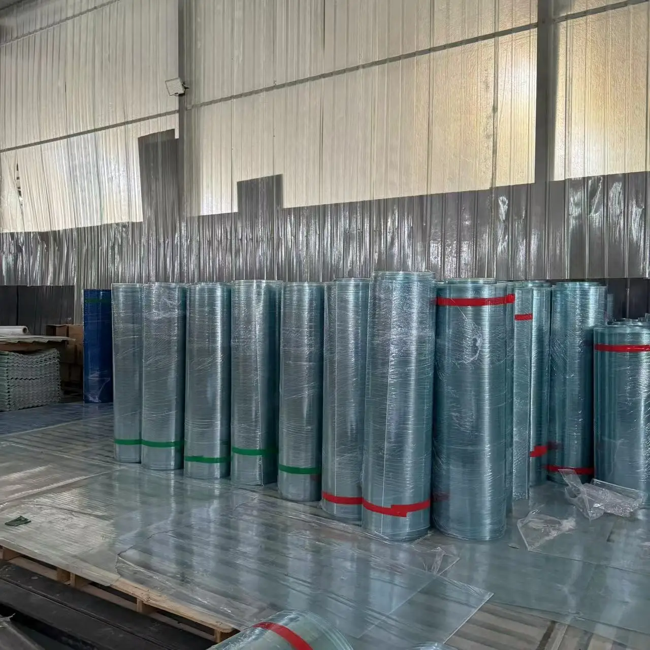 1mm Thick Modern Design FRP Glass Steel Sheet Glass Fiberboard Plastic Corrugated Workshop Roof Plain Tile Board Type Product