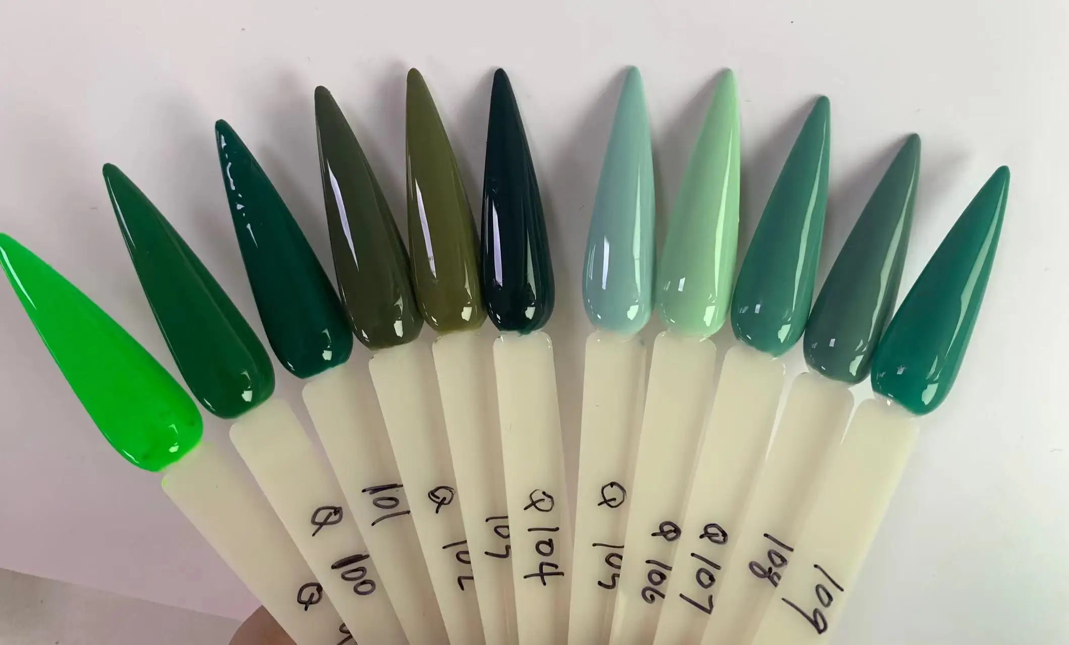 high quality manufacturers nude private label custom logo halal rubber base uv gel nail polish supplier