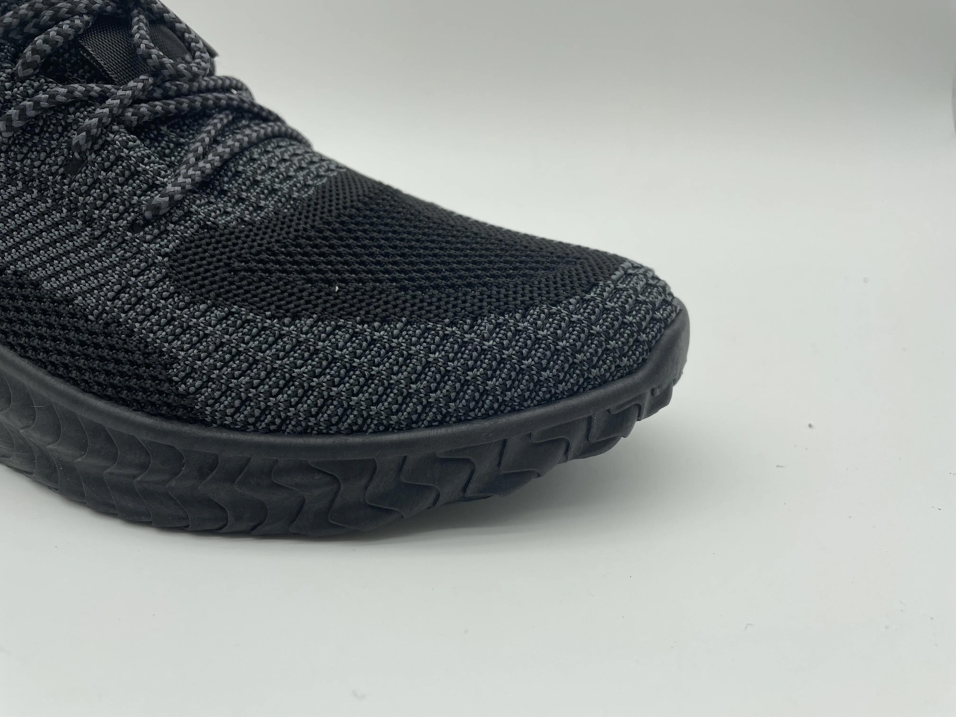 
Hot selling good quality 2021 new design fly knit casual sports shoes for men 