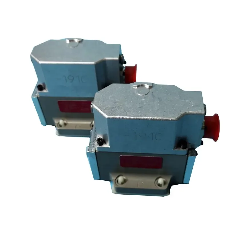 Hydraulic Servo Valve for Railway Tamping Maintenance Equipment Of Plasser Type El T76 00mo 191c H40dagm4nah