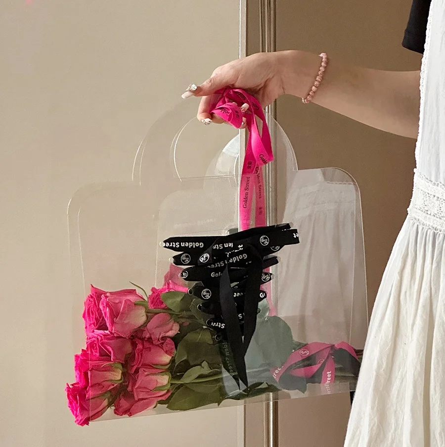 Tiktok Hot 2023 New Internet Celebrity Customize Logo Portable PVC PET Flower Gift Box Transparent Flower Bag