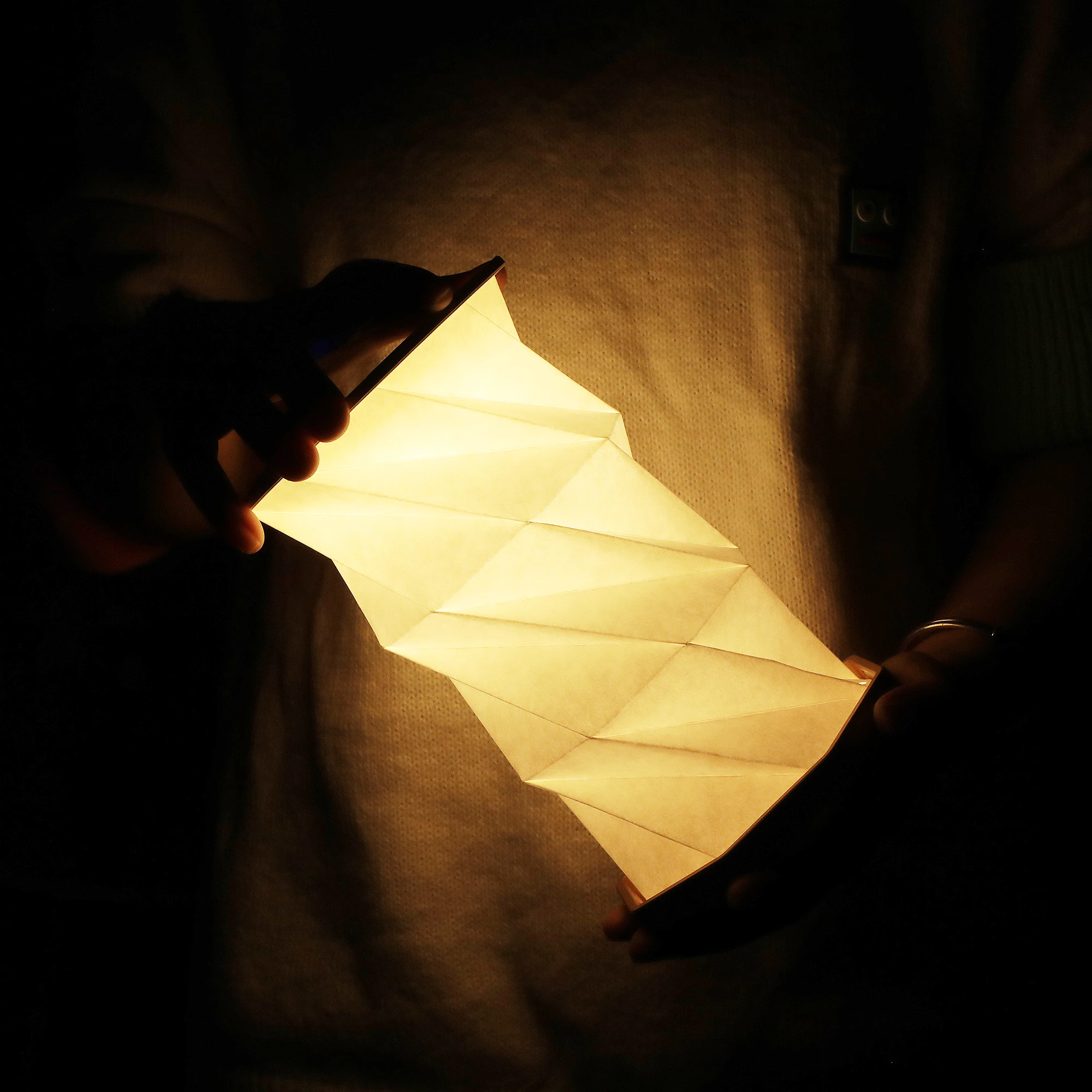 Customizable White ABS Book Lamp with Foldable & Rechargeable Design, Perfect for Museum Branding