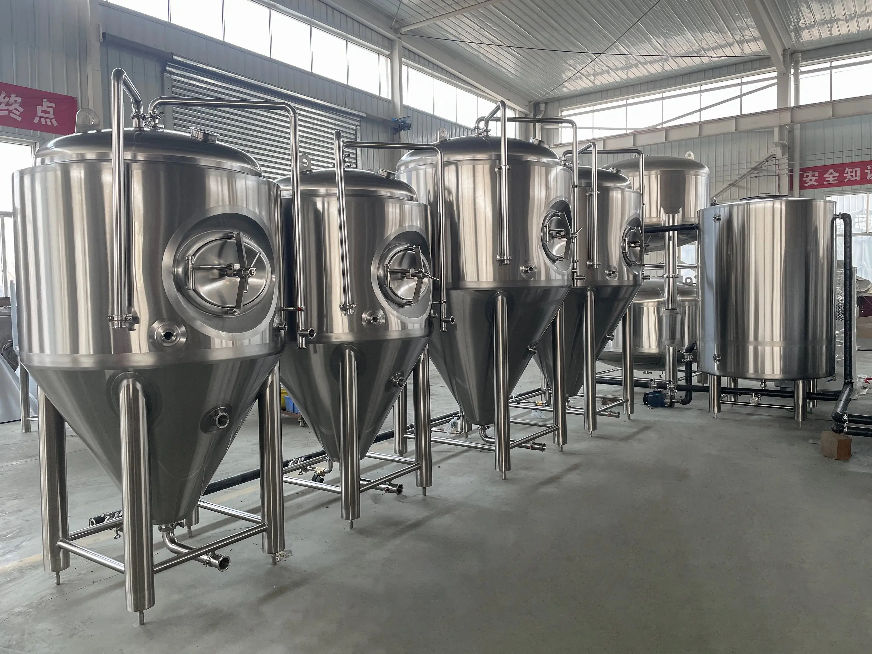 400l 500l 4hl 3bbl Portable Steel Double Wall Glycol Jacketed Top Manway Conical Fermenter For Sale stainless steel sanitary bee