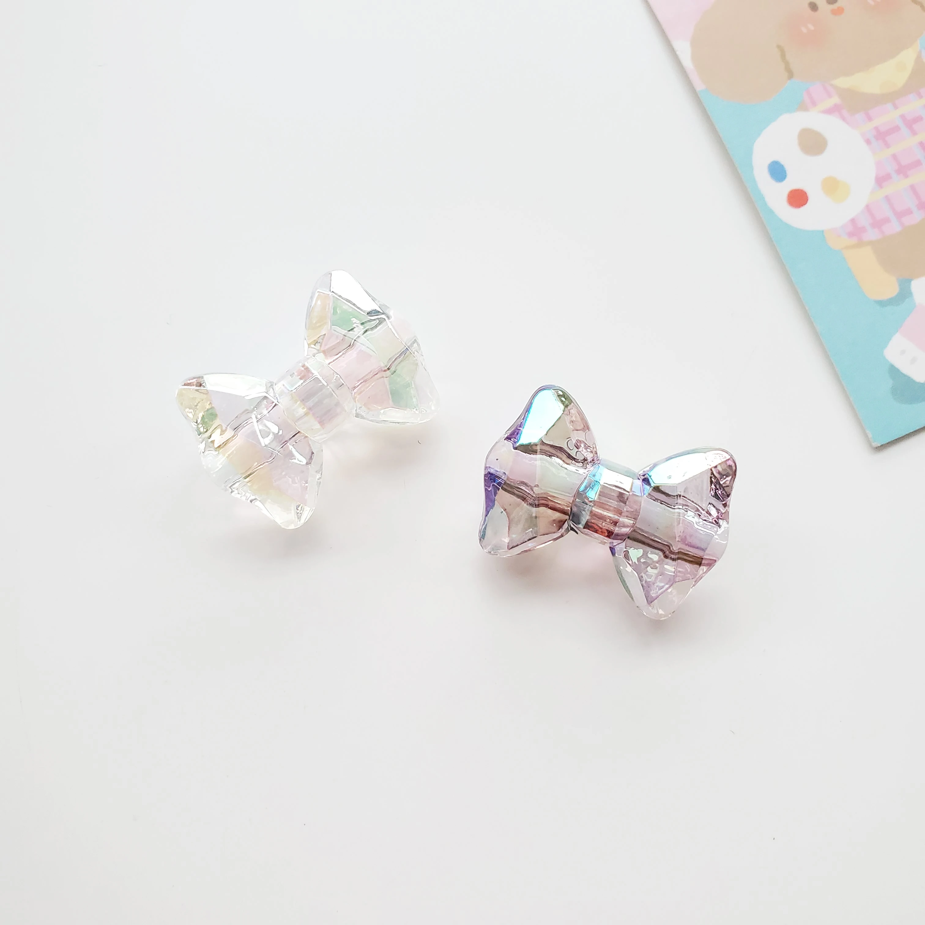 New Arrival Kawaii Transparent Bow Acrylic Beads Iridescent Bowknot Shaped Loose Beads For Jewelry Making Accessory Kids Toys