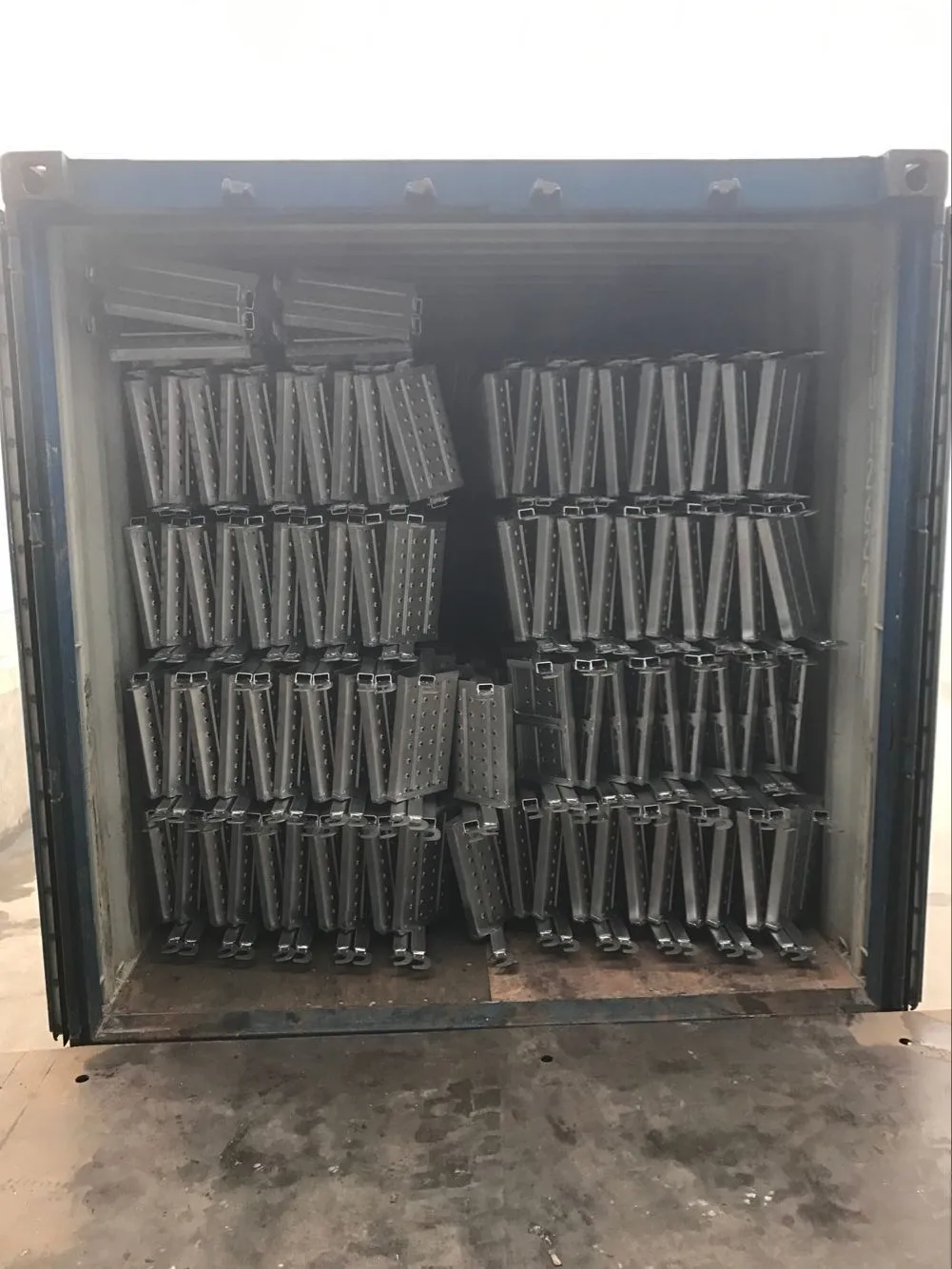 Q195 590mm 610mm Factory Price Pre Galvanized Scaffolding Step Ladder Scaffold Staircase With Hook